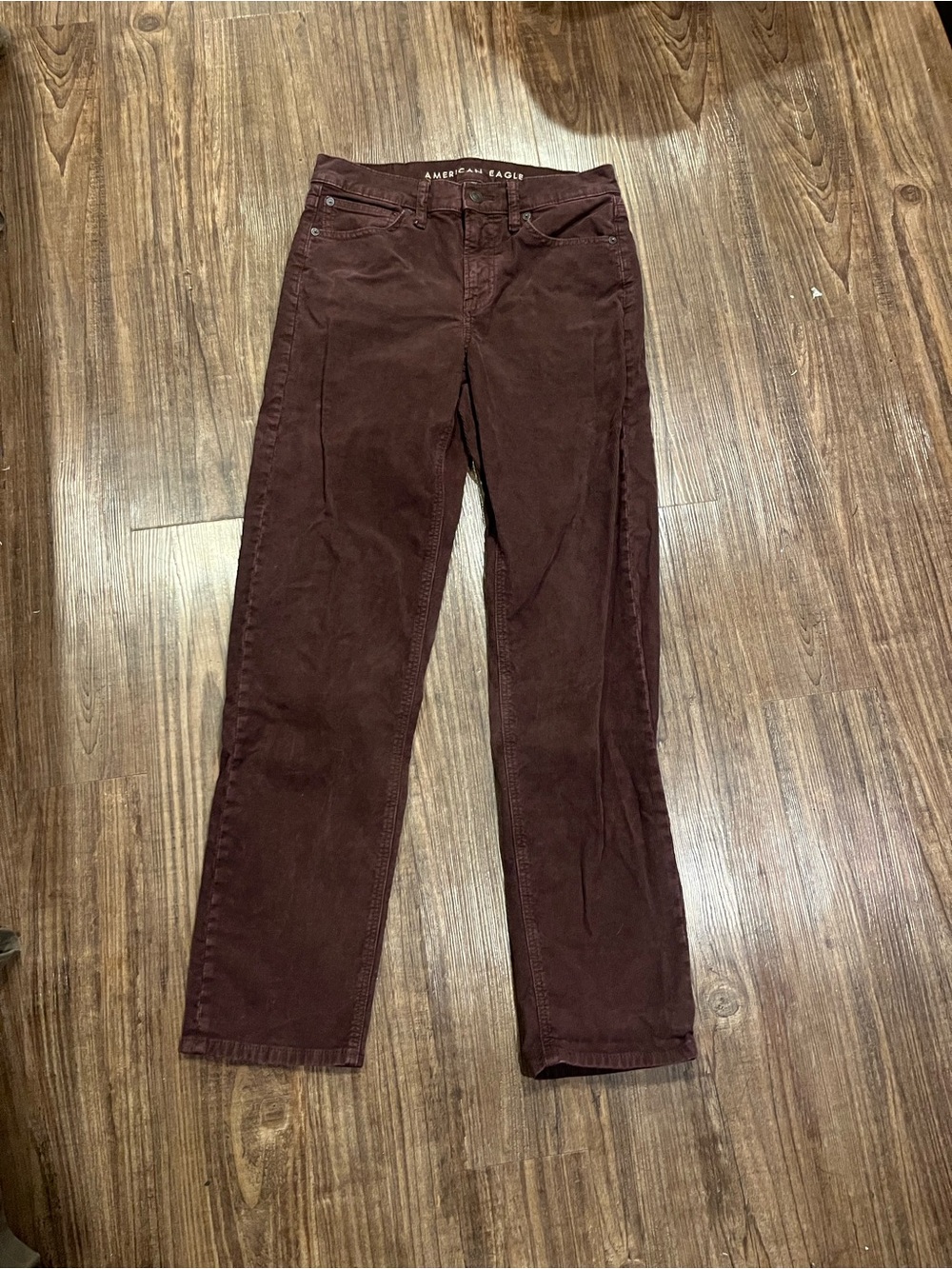 American Eagle Outfitters Women's Brown corduroy 90’s Straight-Leg Jeans size 2